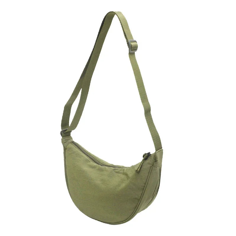 Nova™ Zadie | Torba hobo na ramię.